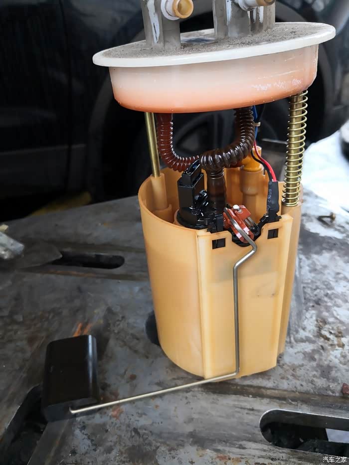 猎豹cs10四年不到更换燃油泵.