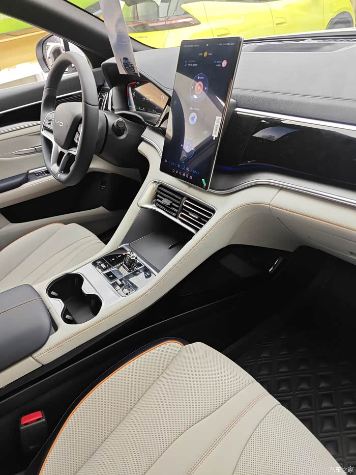 比亚迪宋plusdmi冠军版