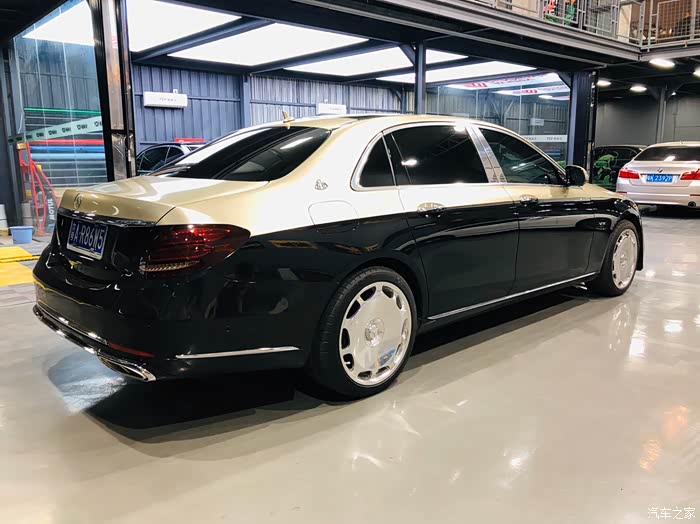 奔驰e级改迈巴赫包围