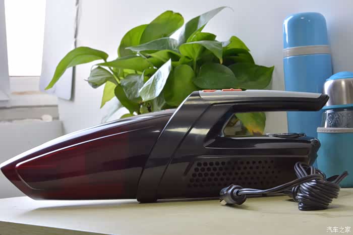 【家家众测】沿途多功能车载吸尘器,还能这么用!