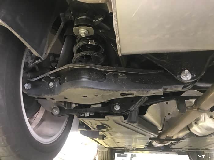 打铁还需自身硬理工机械男谈领克01底盘