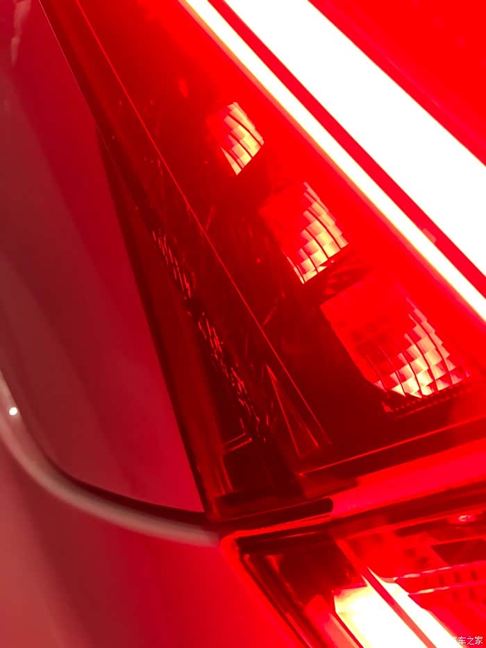 【图】a4 b9 18款 尾灯_奥迪a4l论坛_汽车之家论坛