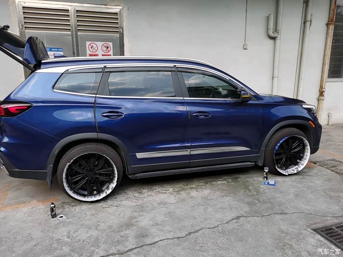 【图】看腻了轮毂,改色_瑞虎8论坛_汽车之家论坛