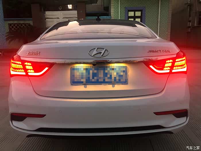 名图led尾灯今天剁手买了,坐等上车效果