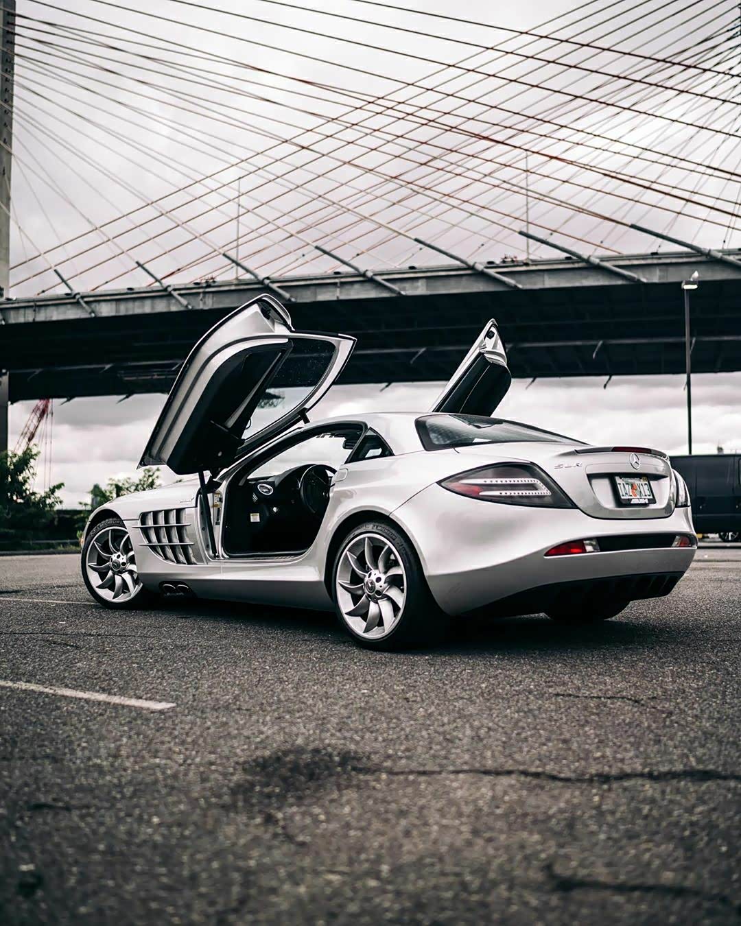 拥有传奇色彩的奔驰slr!每个角度都是艺术品!