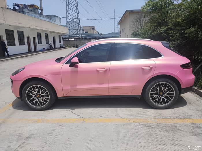 预出保时捷马坎30s