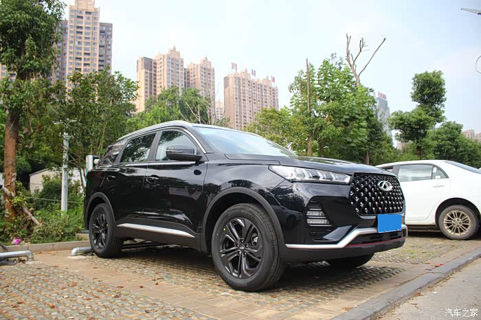 瑞虎7——一辆精致的家用suv,好看好开好实惠.