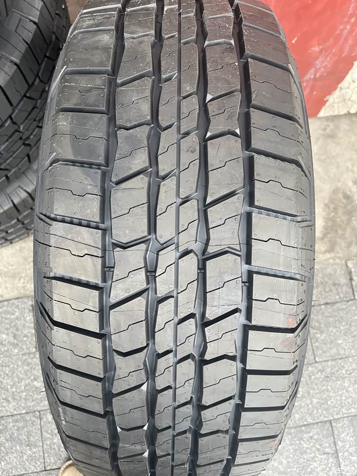 换了最新款的米胖子轻越野ltxtrail轮胎谈谈使用感受