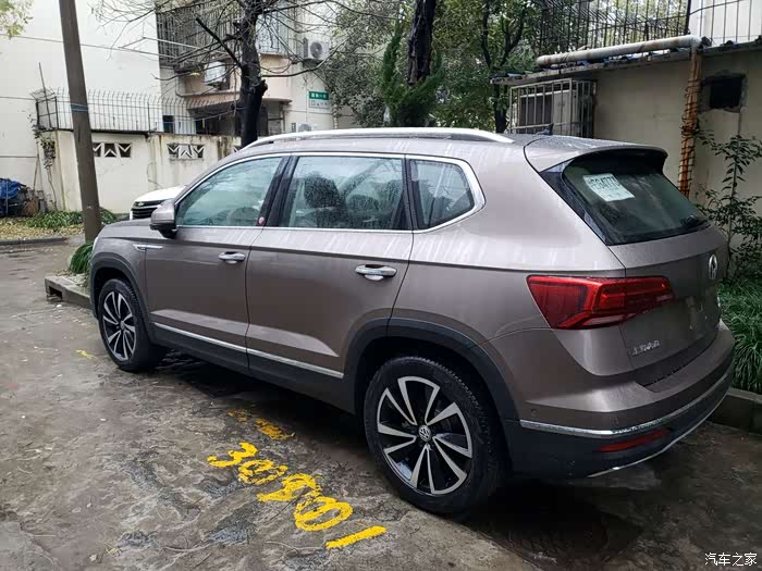 【图】颜色问题,金色棕色没有车吗?_途岳论坛_汽车之家论坛