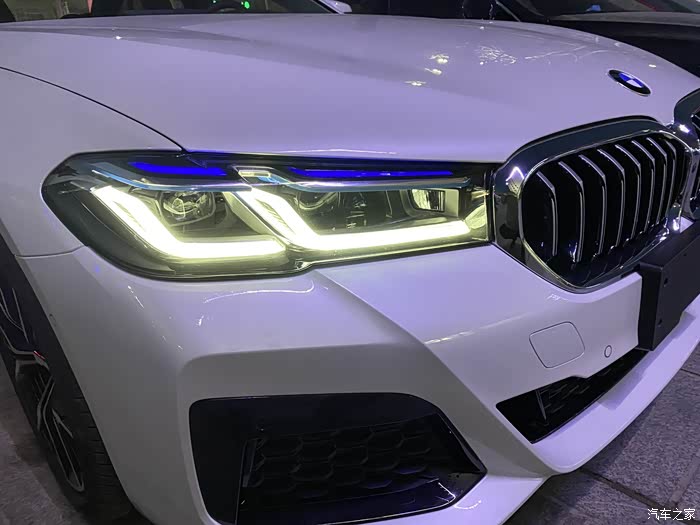 【图】21款五系分享一波激光大灯内饰篇_宝马5系论坛_汽车之家论坛