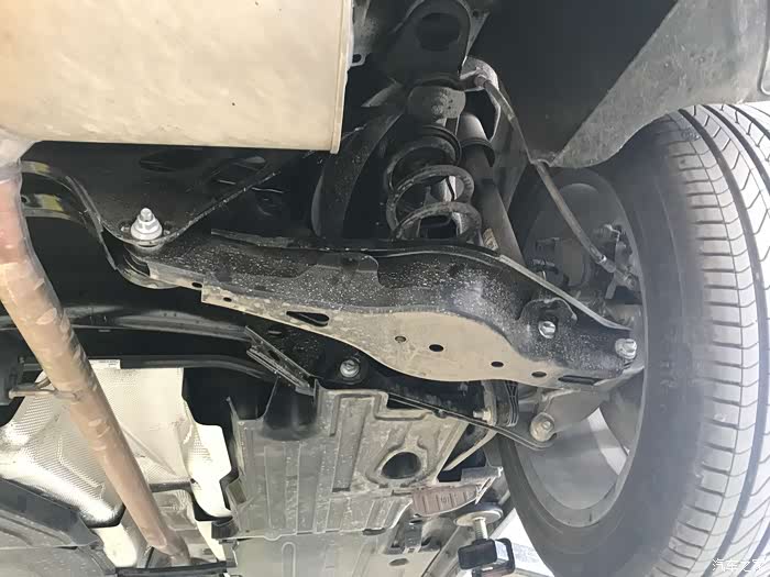 02高能时刻掀起你的裙底领克02底盘技术照片讨论多图慎入