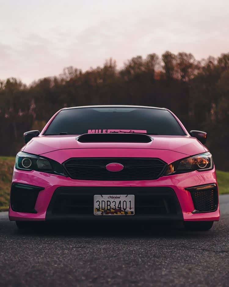 斯巴鲁翼豹wrx ,这个粉色挺骚气