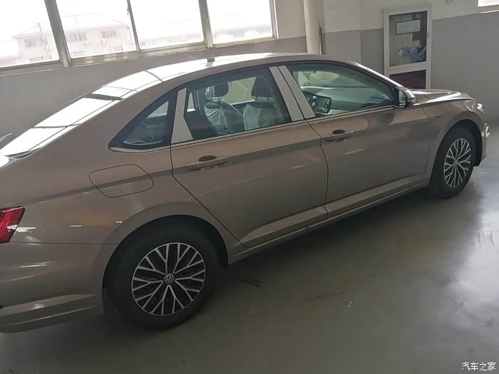 万能的圈,跪求速腾砾石灰色照片!