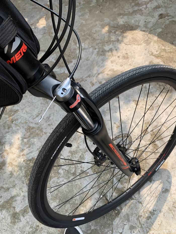 小众的选择美利达克罗威100