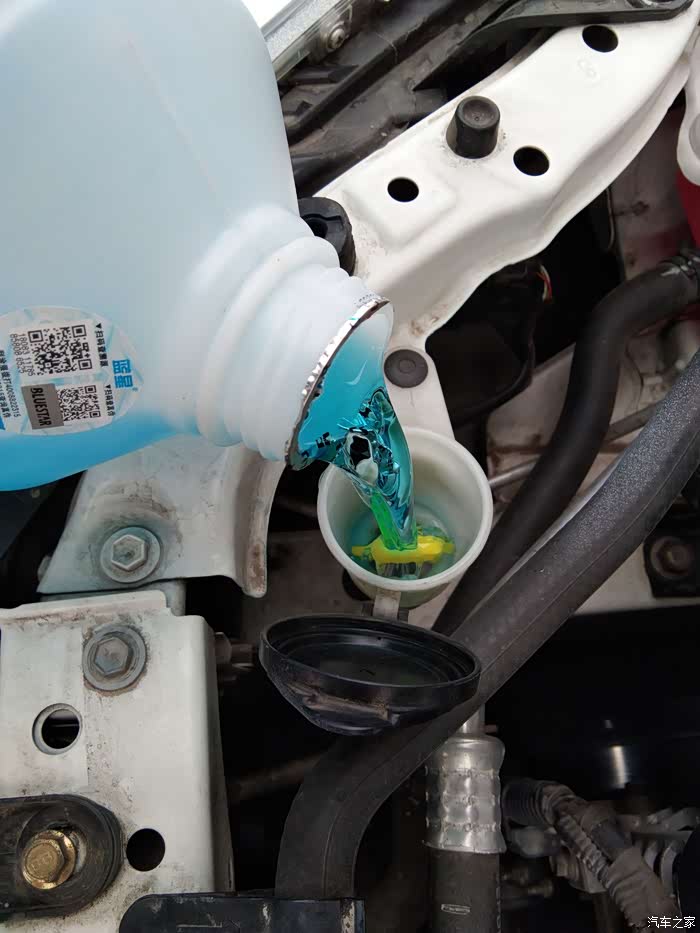 开盖即饮卡罗拉冬季补充玻璃水