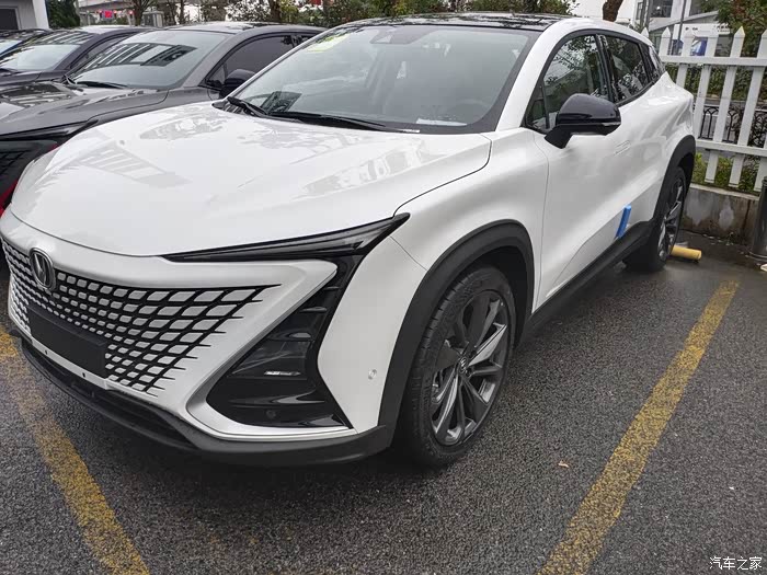 看看我的新unit,尊贵的白色_长安uni-t论坛_汽车之家论坛