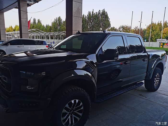 个人一手猛禽19年黑色出