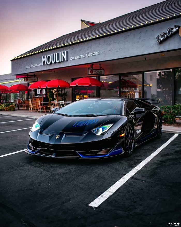兰博基尼大牛就是与众不同.