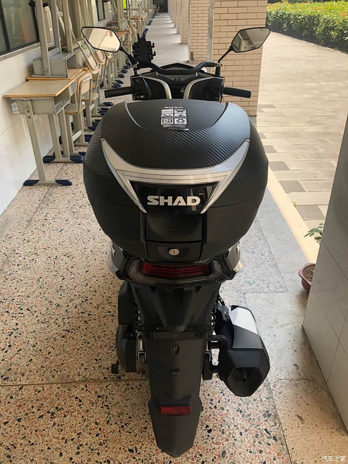 旧车新提 三阳fnx150 加装夏德34尾箱和靠背 (会一直更新)