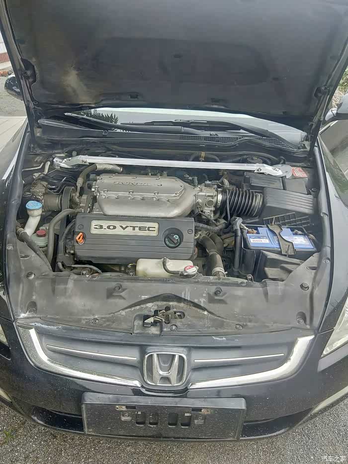 入手经典老车雅阁七代3.0v6