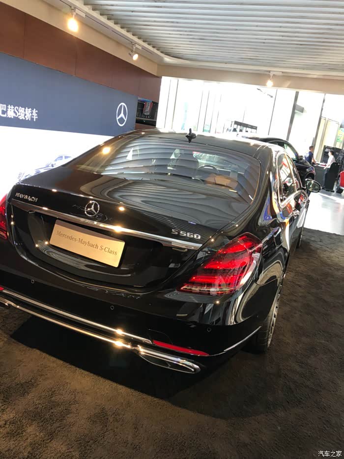 迈巴赫560已提装饰中后期大量图片