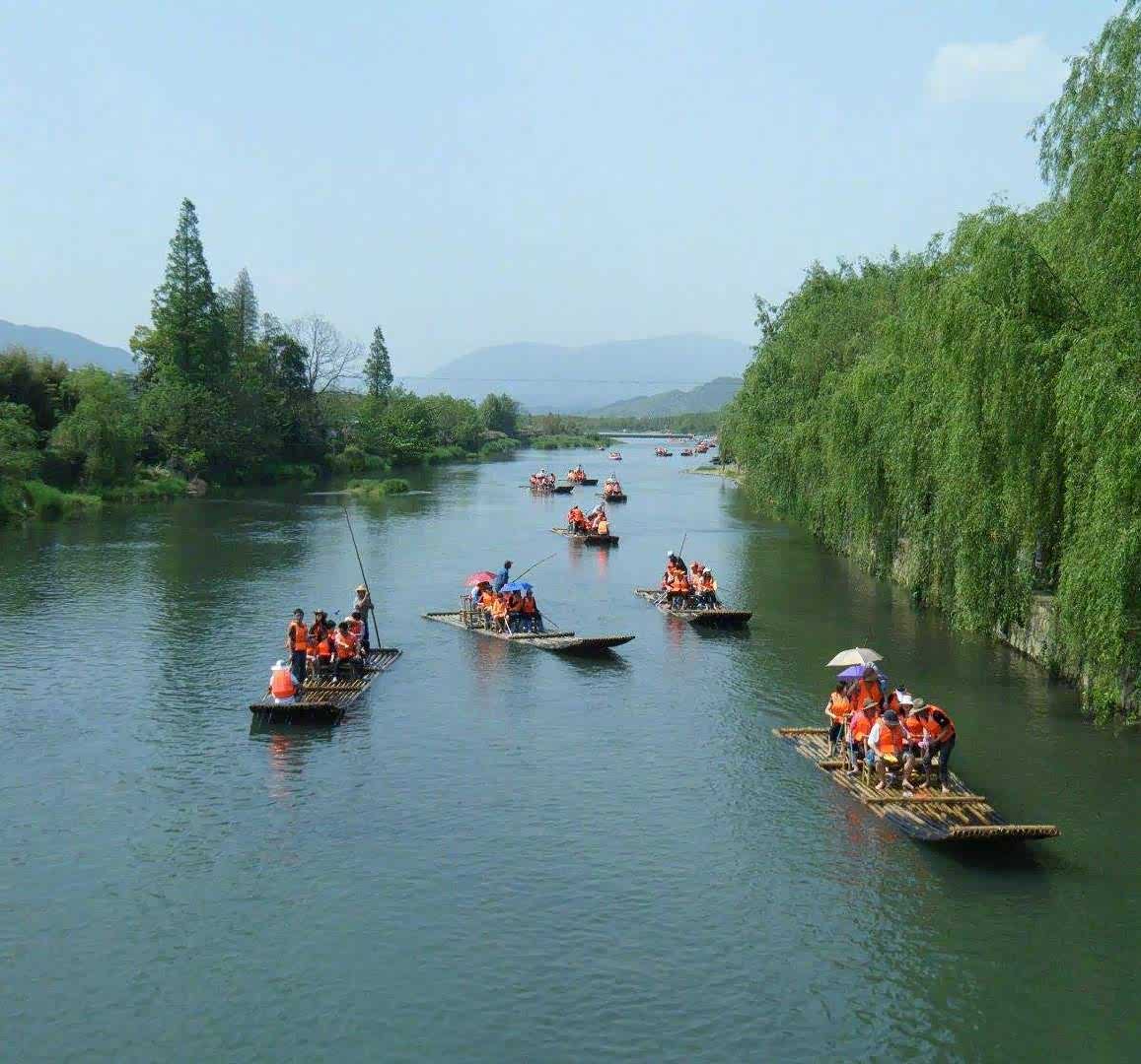 双溪竹海位于杭州西北30多公里处的余杭区