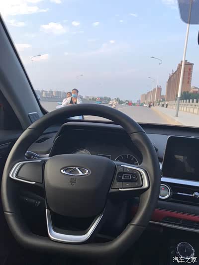 主驾驶视角视野宽开阔