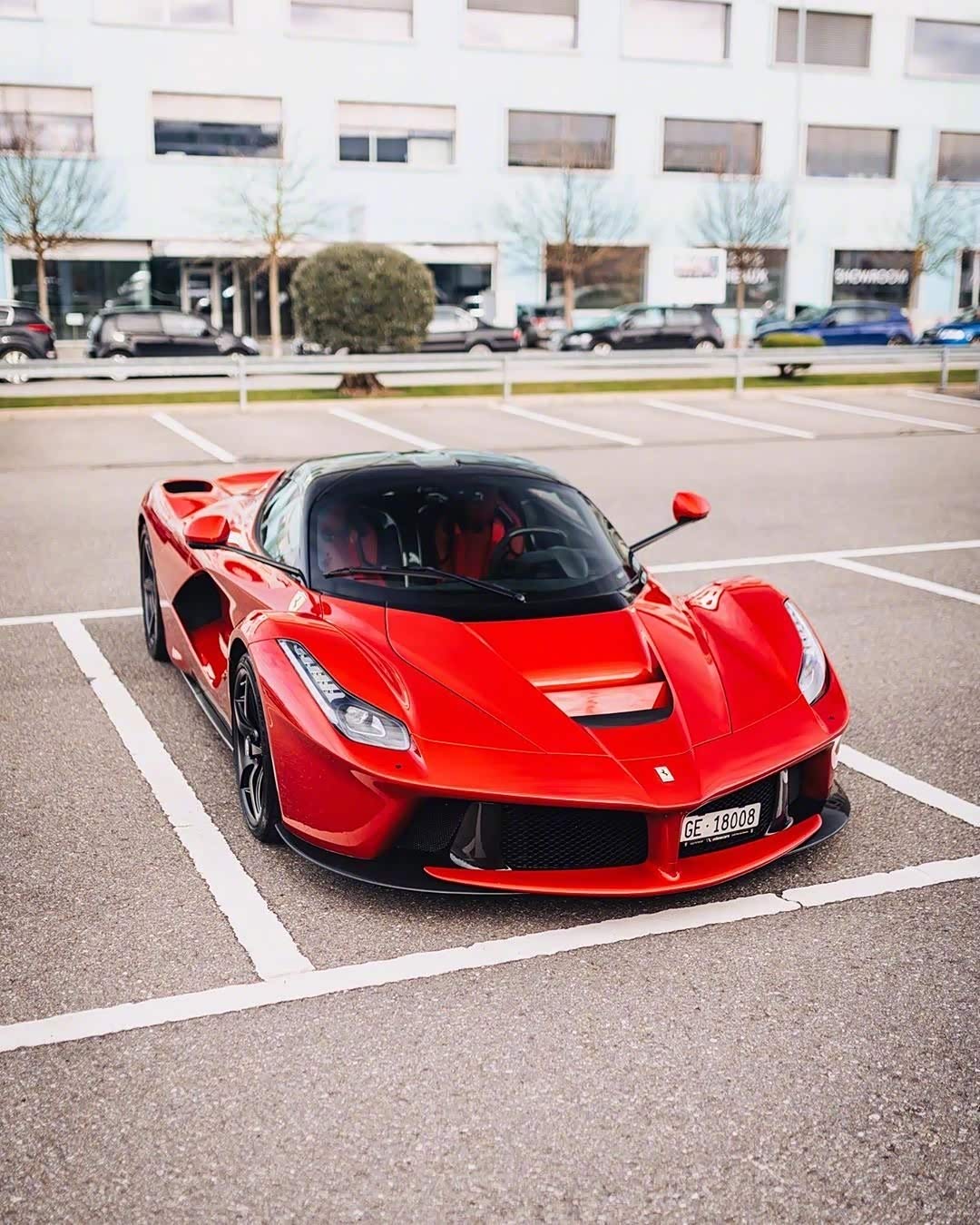 法拉利laferrari大片儿一套!前脸很喜欢