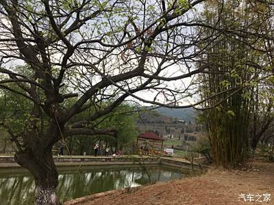 西翥振峰庄园位于昆明市五华区西翥生态旅游实验区沙朗白族乡跺村