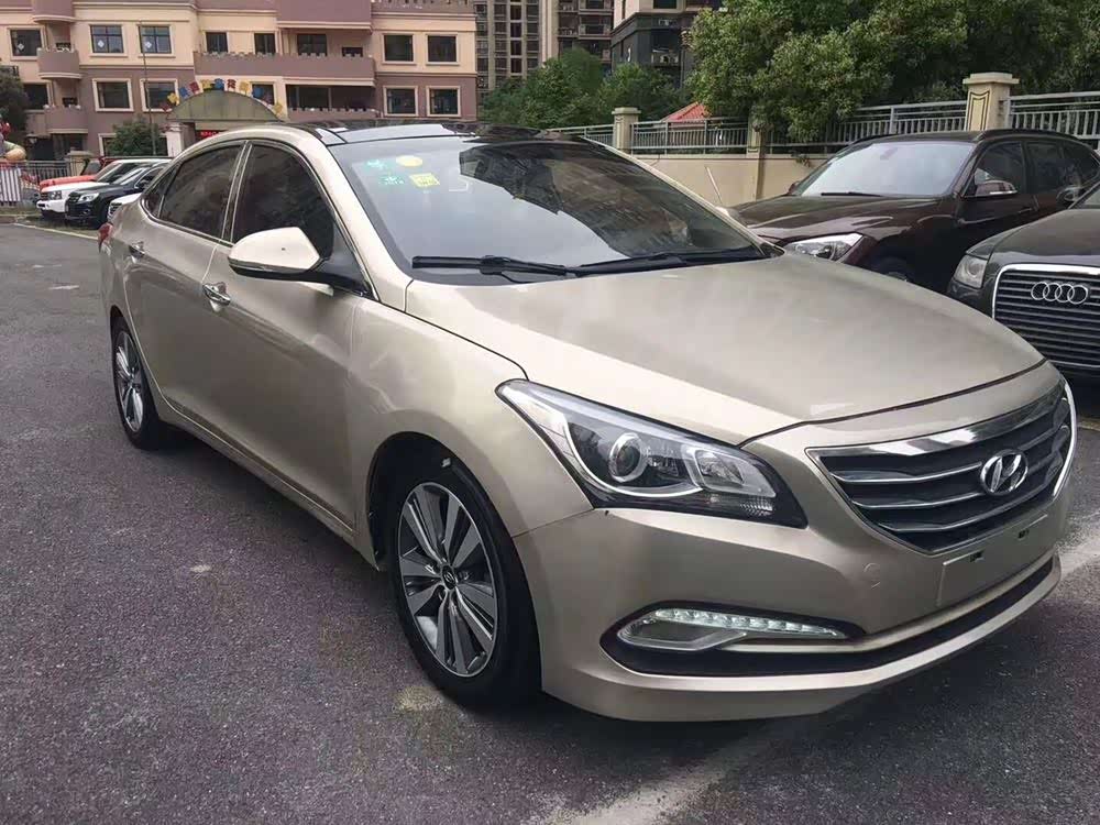 外观设计帅气的现代名图