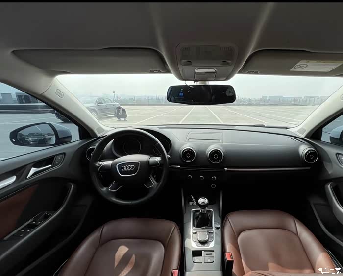 稀有的奥迪a3手动挡跟高尔夫差不多的价格