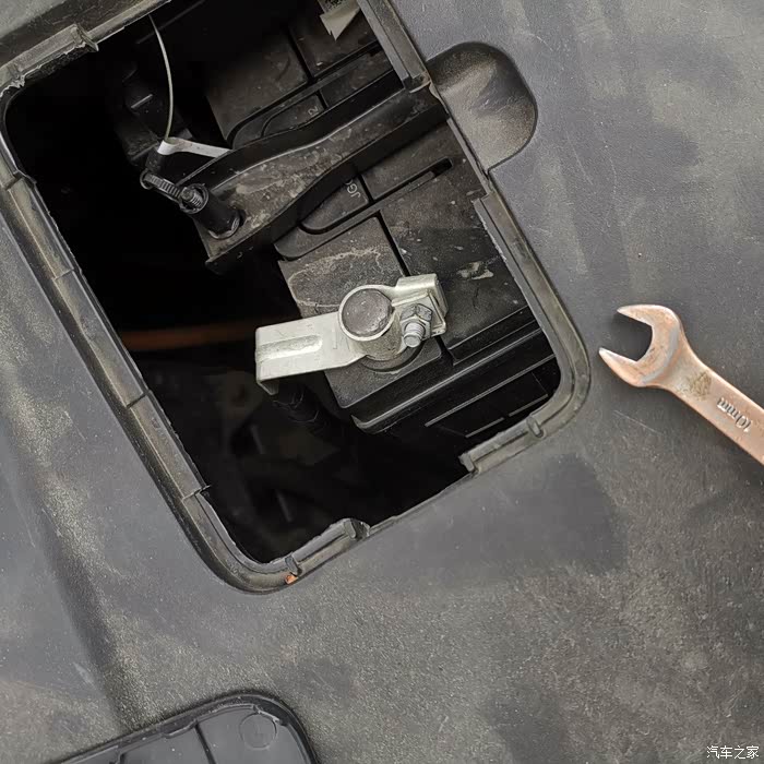 【图】延长哪吒v蓄电池使用寿命的方法_哪吒v论坛_汽车之家论坛