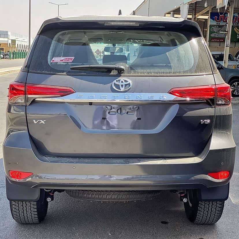 2021 丰田穿越者4.0 v6发动机