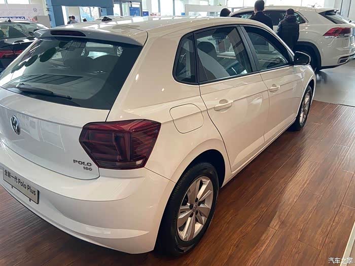 2020款自动低配苏州落地101万价格怎么样