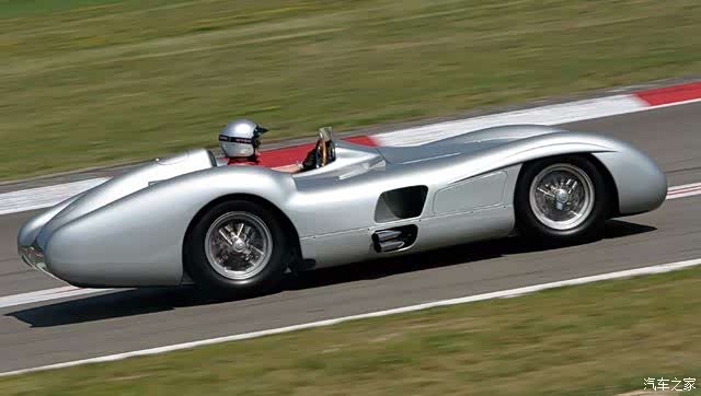 经典赛车 征战f1赛场的奔驰w196