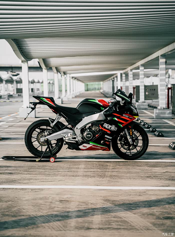 【图】真仿赛车款阿普利亚gpr250r赛道定制版正式发售_摩托车论坛