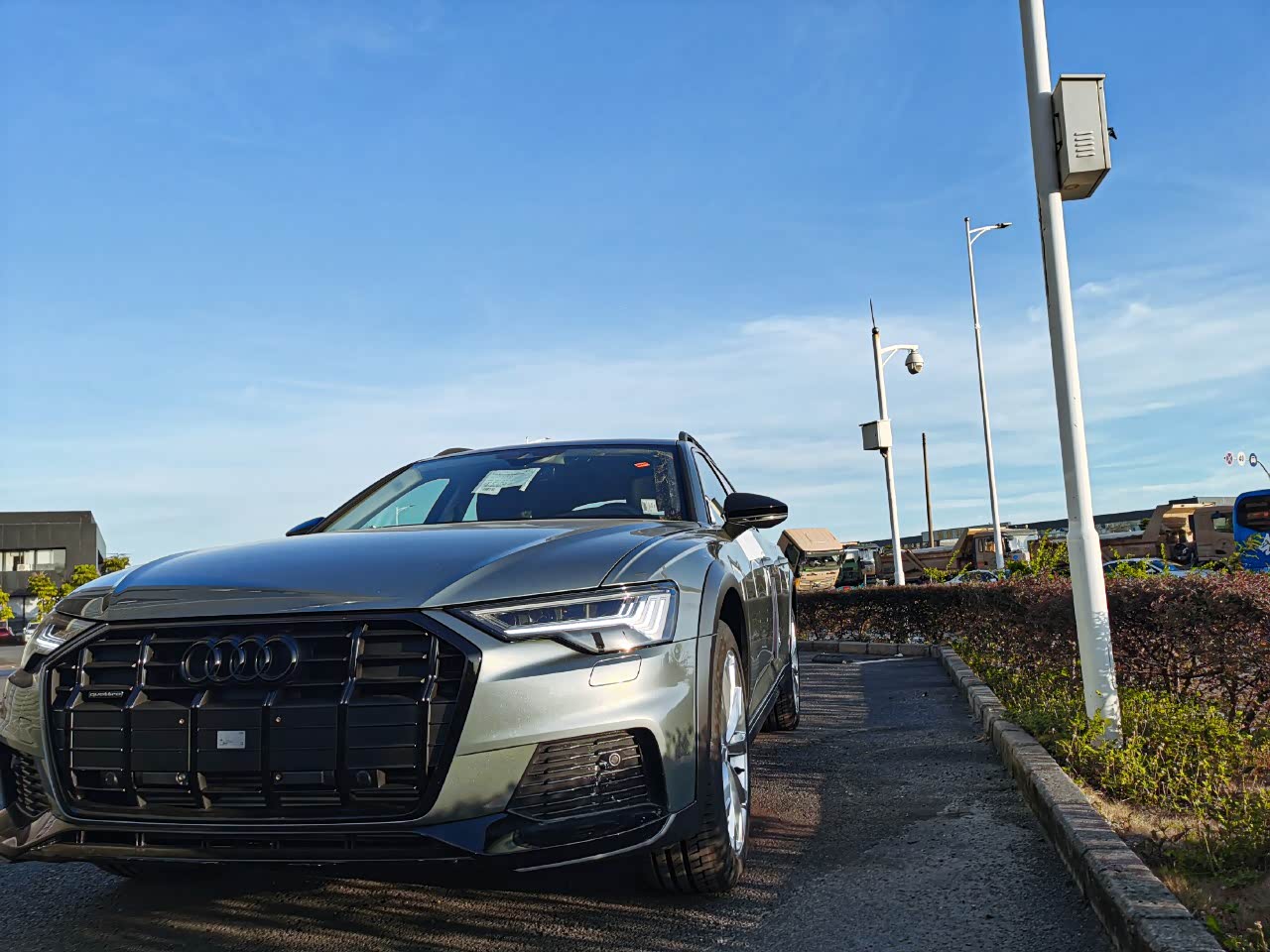 鳄鱼绿的a6 allroad很炫吧_奥迪a6新能源(进口)论坛_手机汽车之家