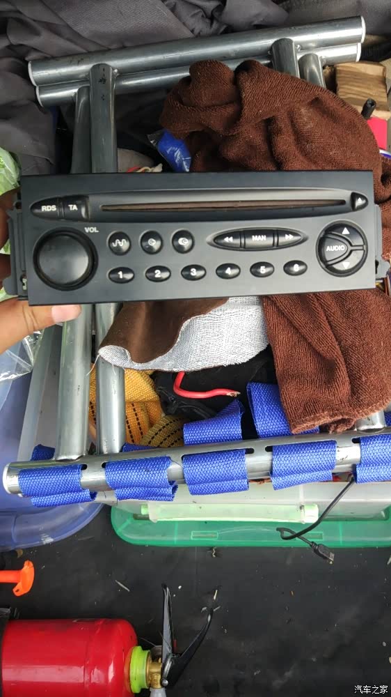 【图】换个方法固定 vdo rd3 CD机_毕加索论坛_汽车之家论坛