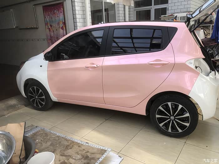 奔奔用车一个月加改色作业