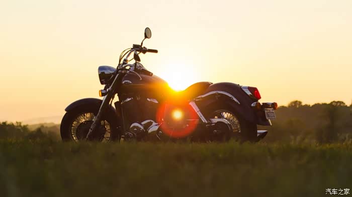 告别2021一辆炫酷拉风的摩托车欣赏二