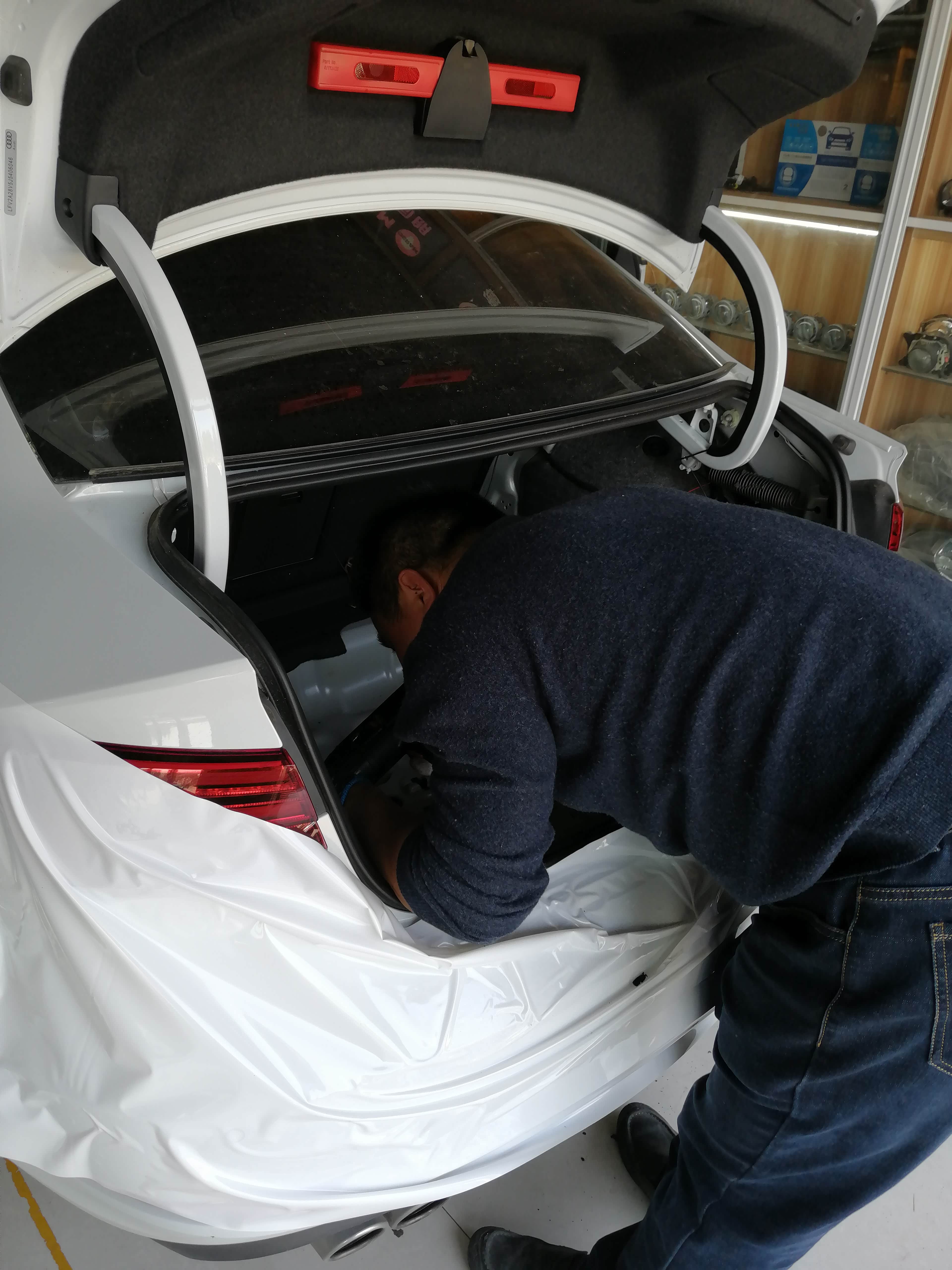 奥迪A3换阻尼片