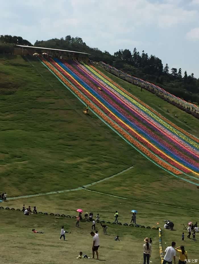 自驾游衢州飞鸿滑草场