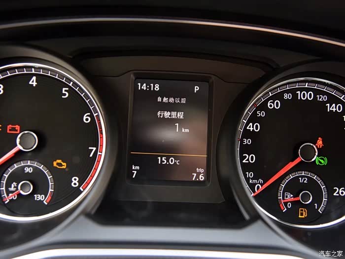 关于17款帕萨特仪表显示屏