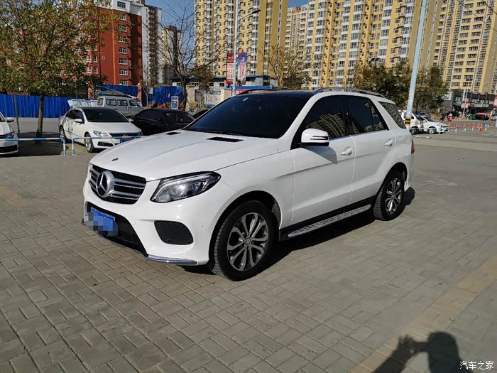 看看什么是美女一手车,内饰99成新