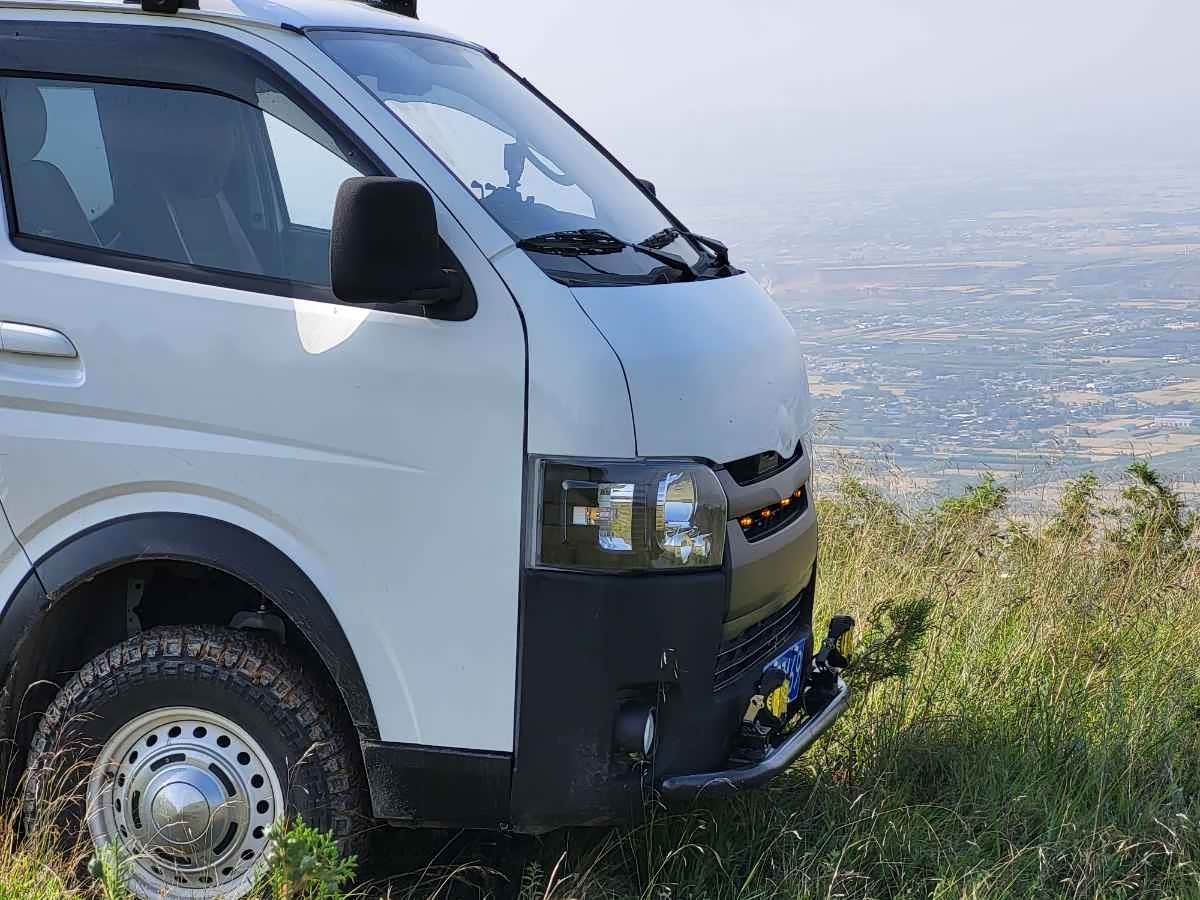 一台可以越野的四驱露营车