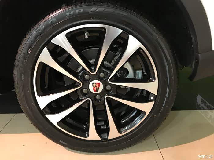 【图】比较下来,更喜欢rx3～_荣威rx3论坛_汽车之家论坛