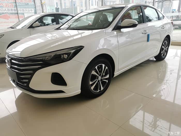 67 | 回复: 0 逸动论坛 赏析白色逸动plus,帅气迷人有活力长安逸动