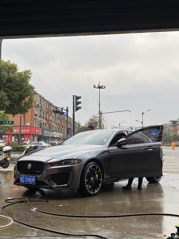 捷豹xel各路玩家分享下轮毂的改装图片数据