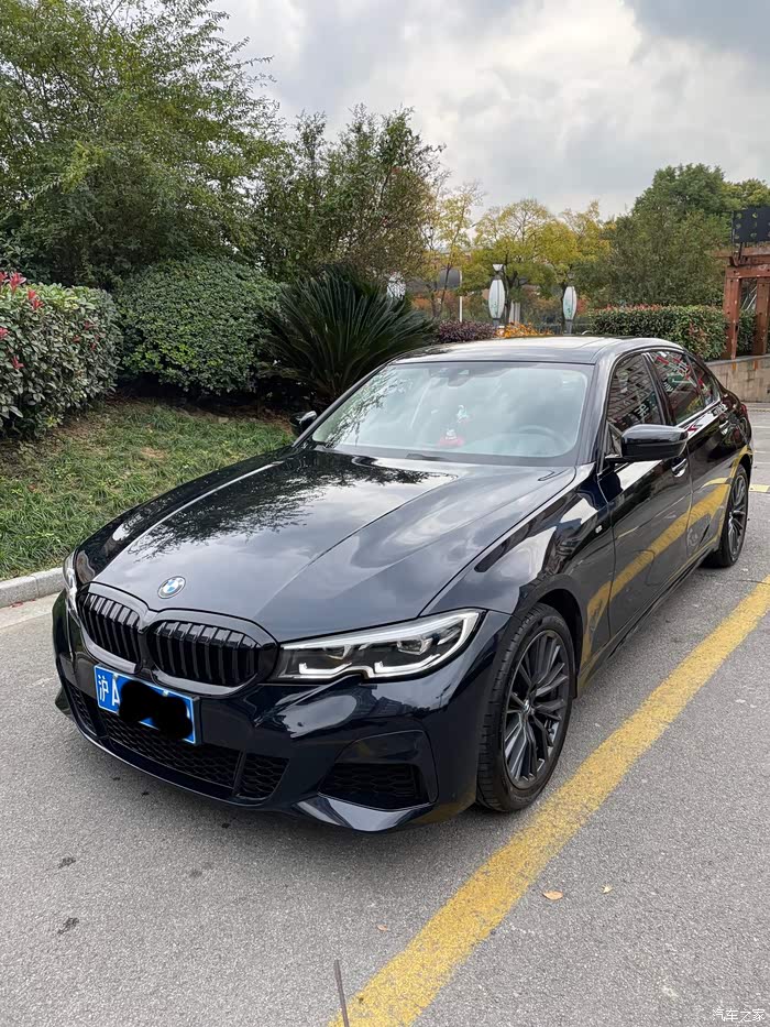 【图】2021年1月上牌炭黑火山红长轴耀夜_宝马3系论坛_汽车之家论坛