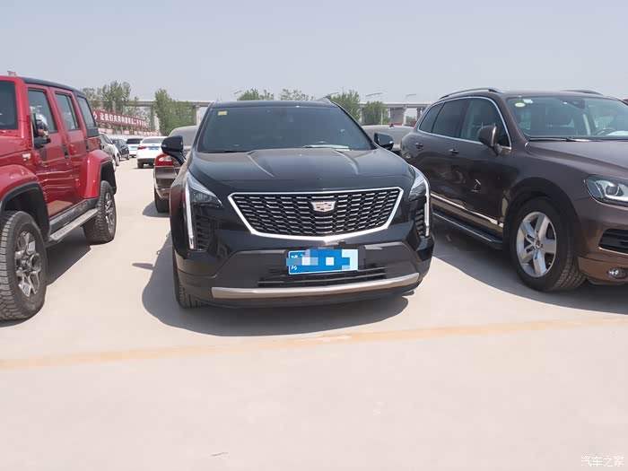 凯迪拉克xt418款28t两驱豪华运动型